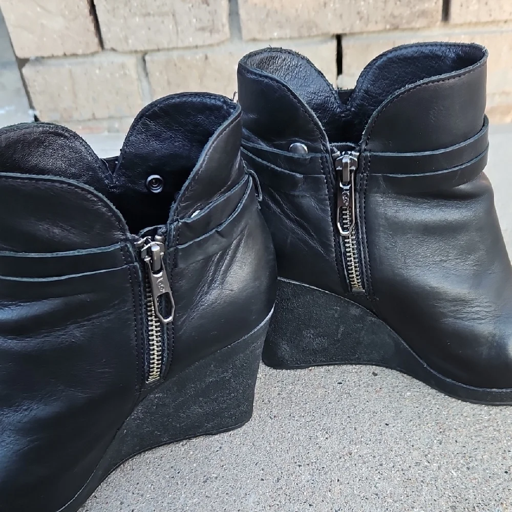 UGG Black Leather Wedge Ankle Boots